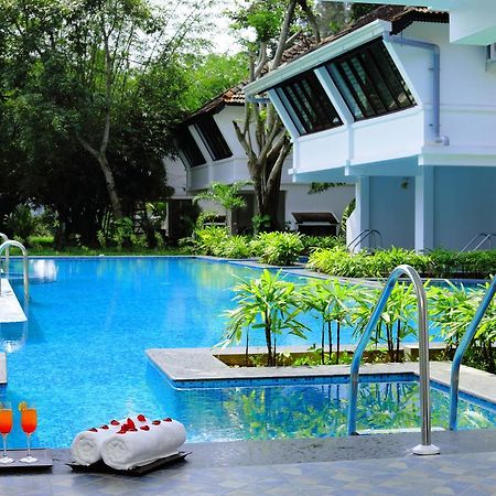 Nihara Resort And Spa Cochin Kochi Kültér fotó