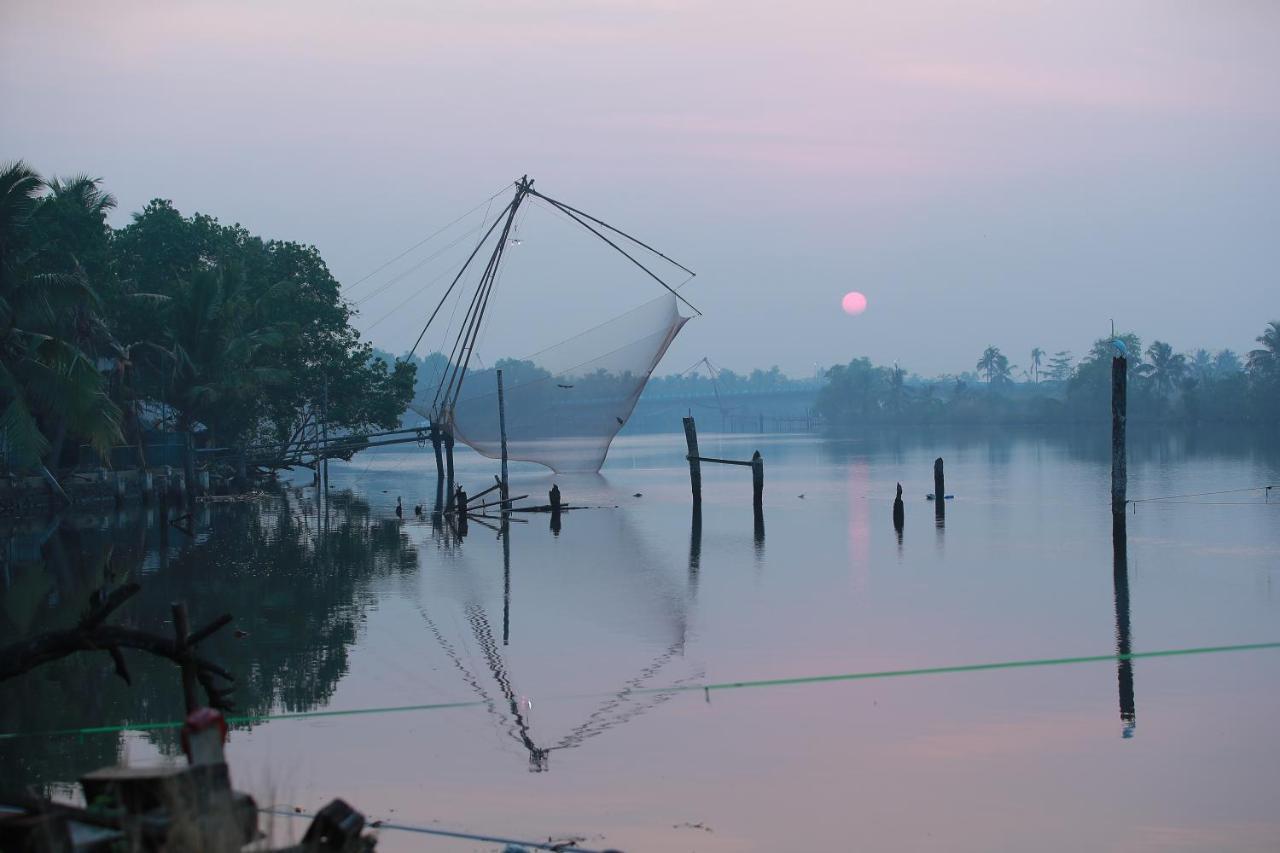 Nihara Resort And Spa Cochin Kochi Kültér fotó