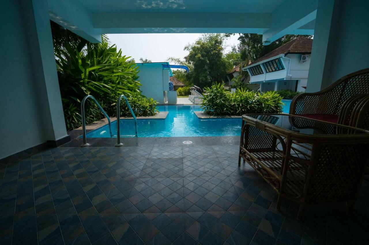 Nihara Resort And Spa Cochin Kochi Kültér fotó