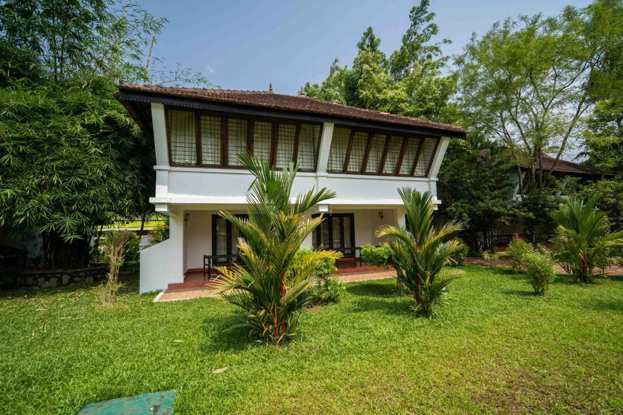 Nihara Resort And Spa Cochin Kochi Kültér fotó