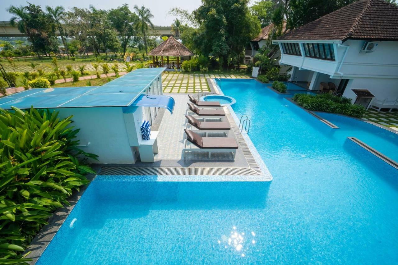 Nihara Resort And Spa Cochin Kochi Kültér fotó